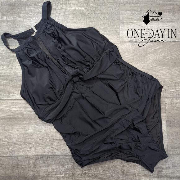 Aqua Eve Plus Size High Neck Mesh One Piece Swimsuit Size 14W - Picture 2 of 6